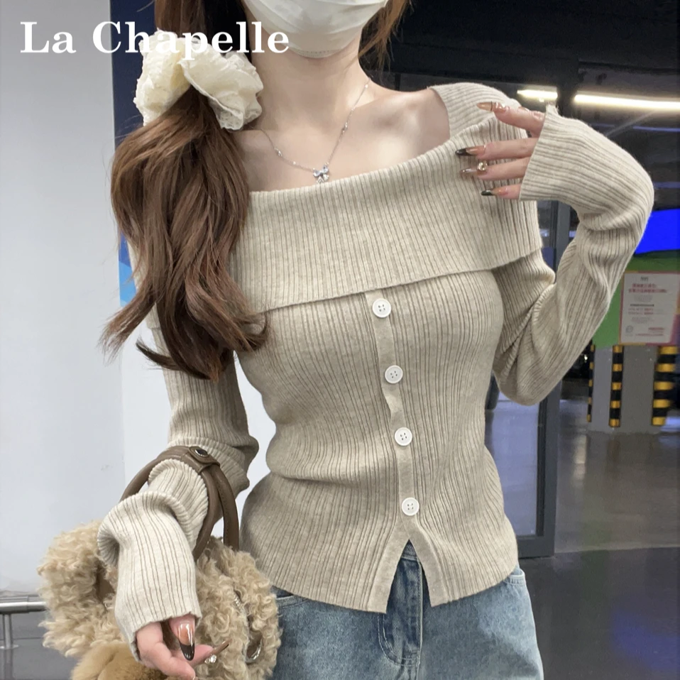 拉夏贝尔法式纯欲一字肩露锁骨针织衫女秋冬修身显瘦长袖打底毛衣