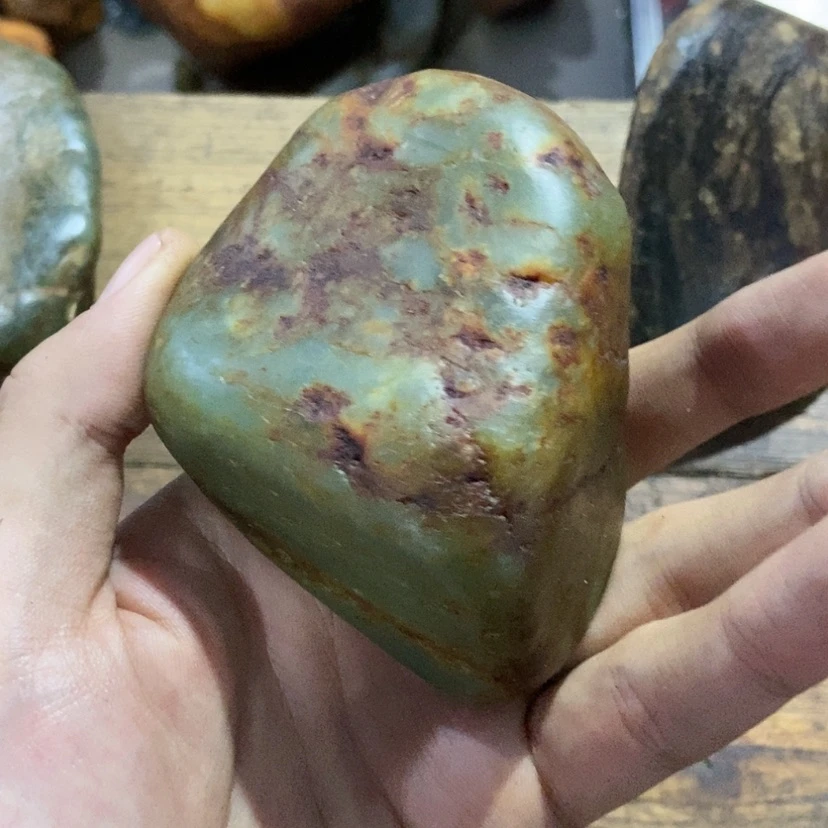 【闪购商品】和田玉(糖玉)颈饰未镶嵌
