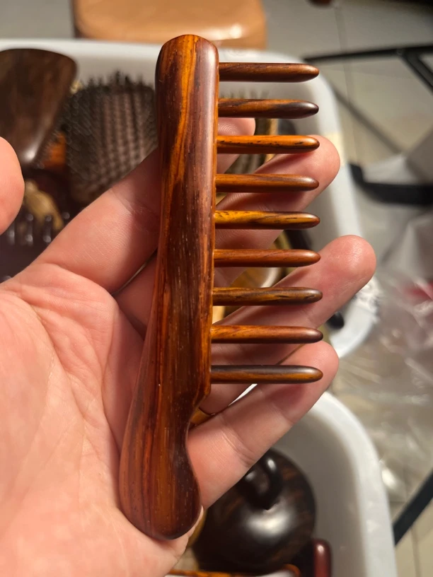 正宗墨西哥红酸枝按摩梳头疗梳经络梳手工打磨