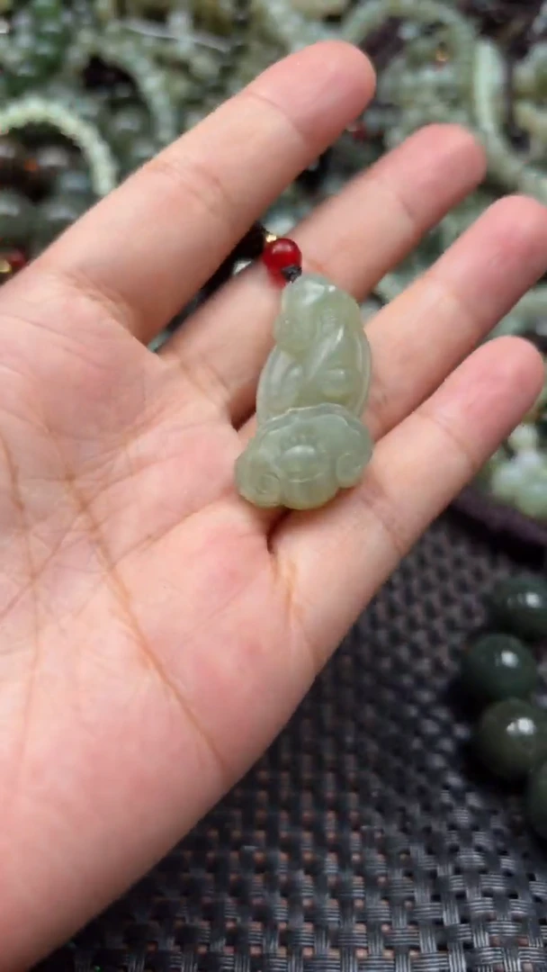 【闪购商品】和田玉颈饰未镶嵌