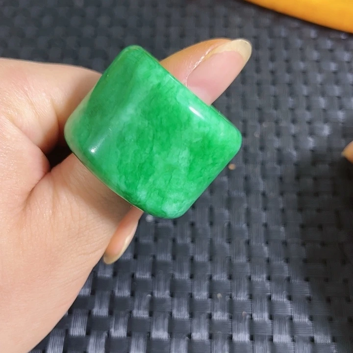 紫金钵盂菩提吊坠