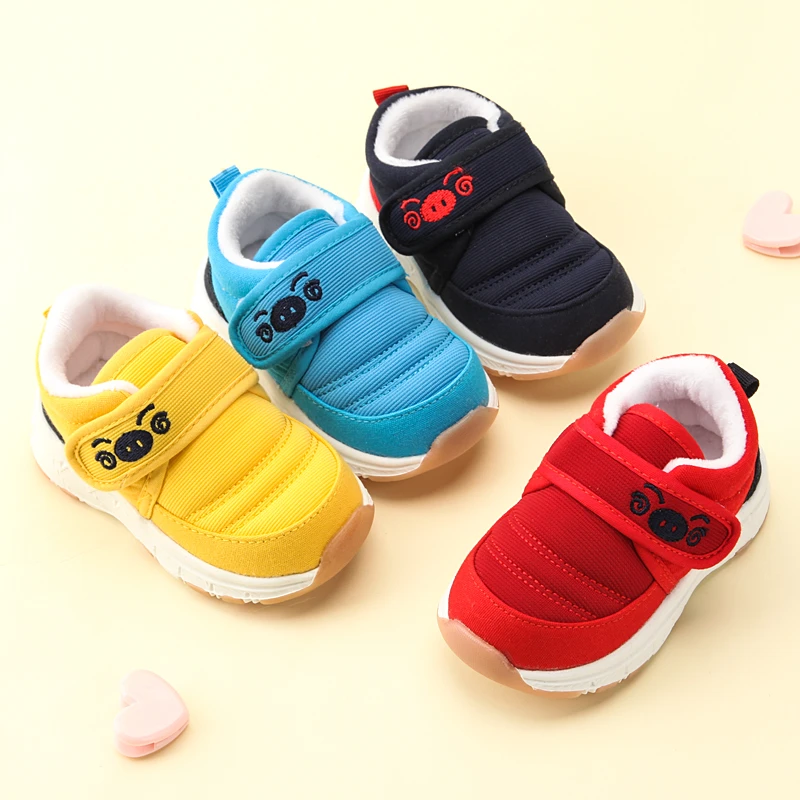 学步鞋女宝宝0一1-3岁2婴儿鞋幼儿秋冬季软底加绒男宝宝棉鞋1712