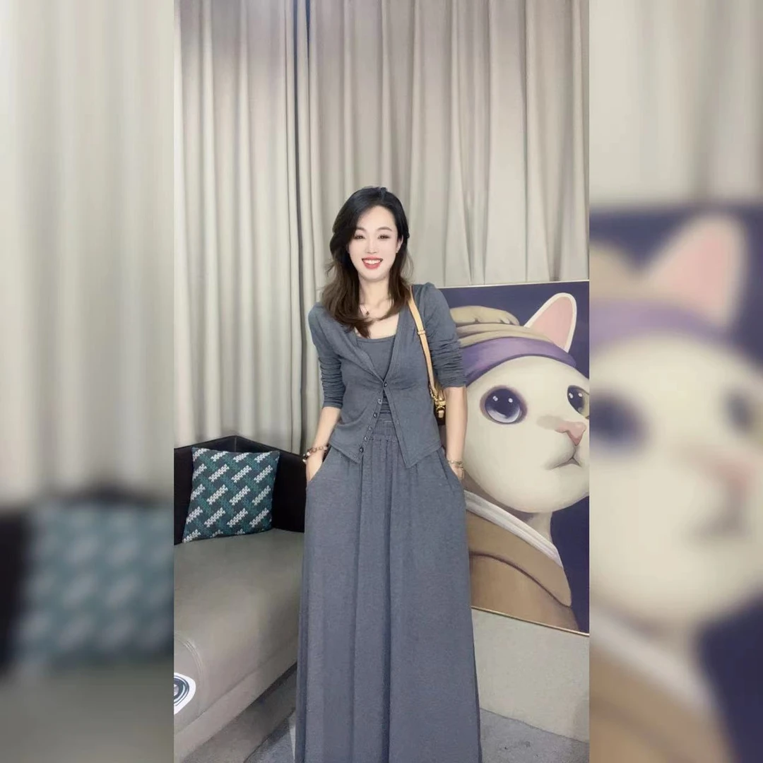 时尚百搭套装女盐系轻熟气质显瘦吊带开衫垂感长裙秋装搭配三件套