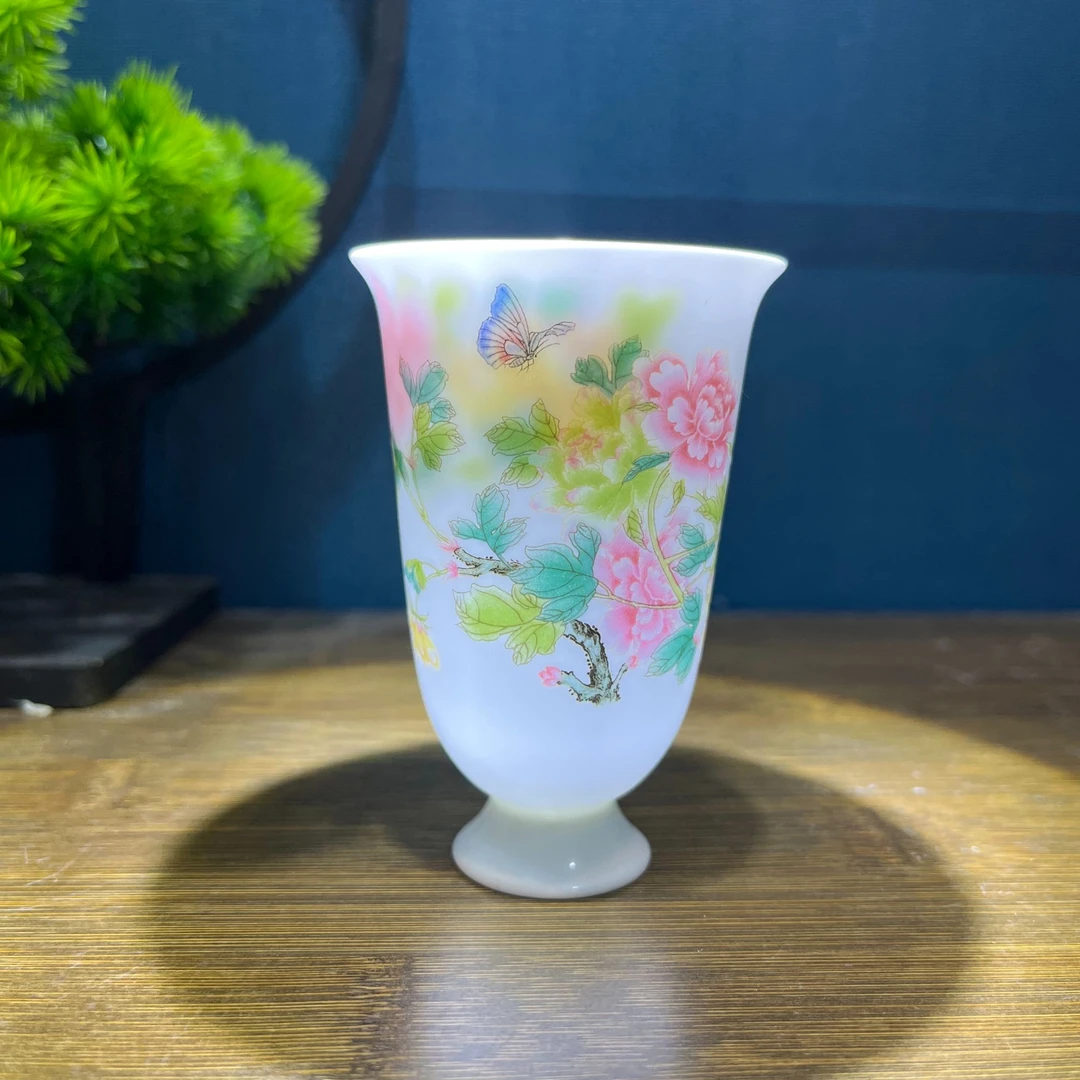 当代 景德镇高白泥粉彩薄胎闻香主人杯