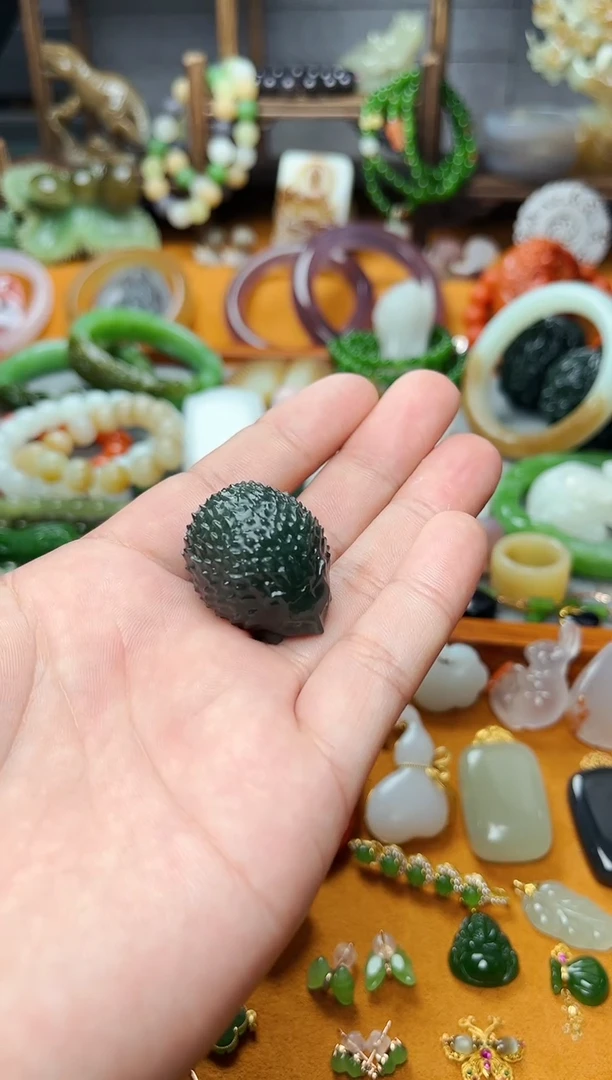 【闪购商品】和田玉把件未镶嵌小刺猬01