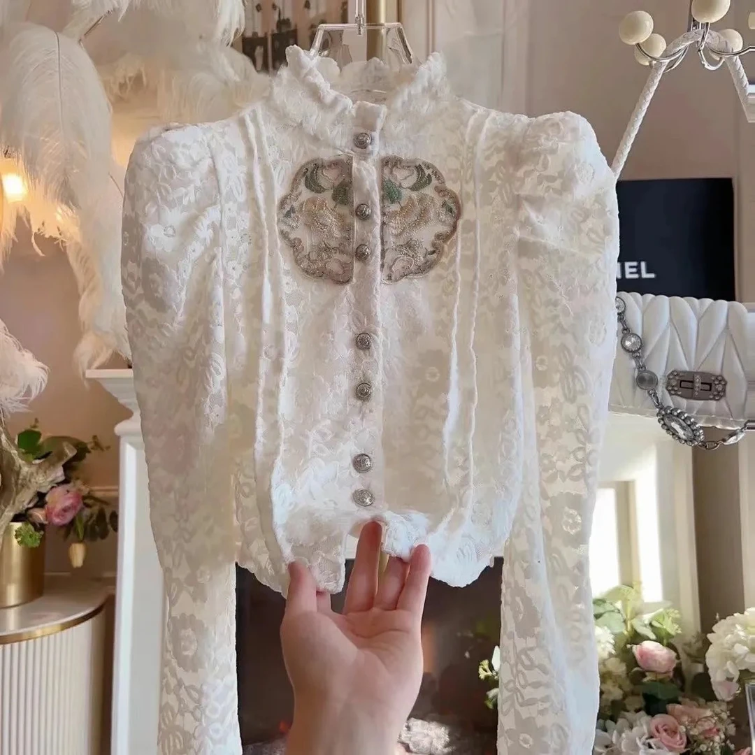 2526#设计感小众法式复古衬衫女春季新款重工气质时尚蕾丝衫衬衣