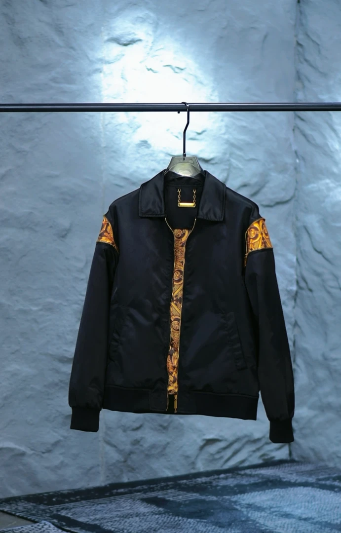 VERS米兰秋冬走秀新款风衣夹克男女可穿