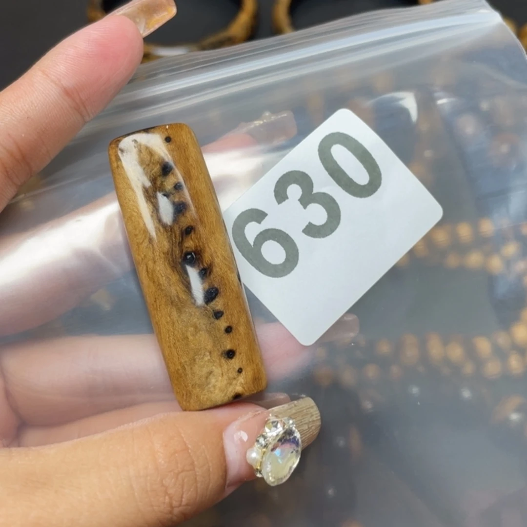 【闪购商品】小六子根雕