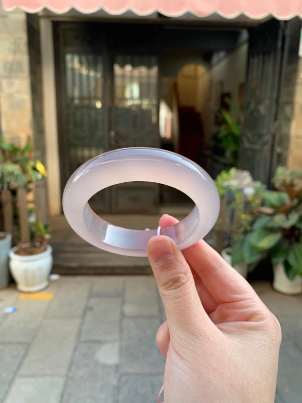 巴西藕粉高冰玛瑙手镯