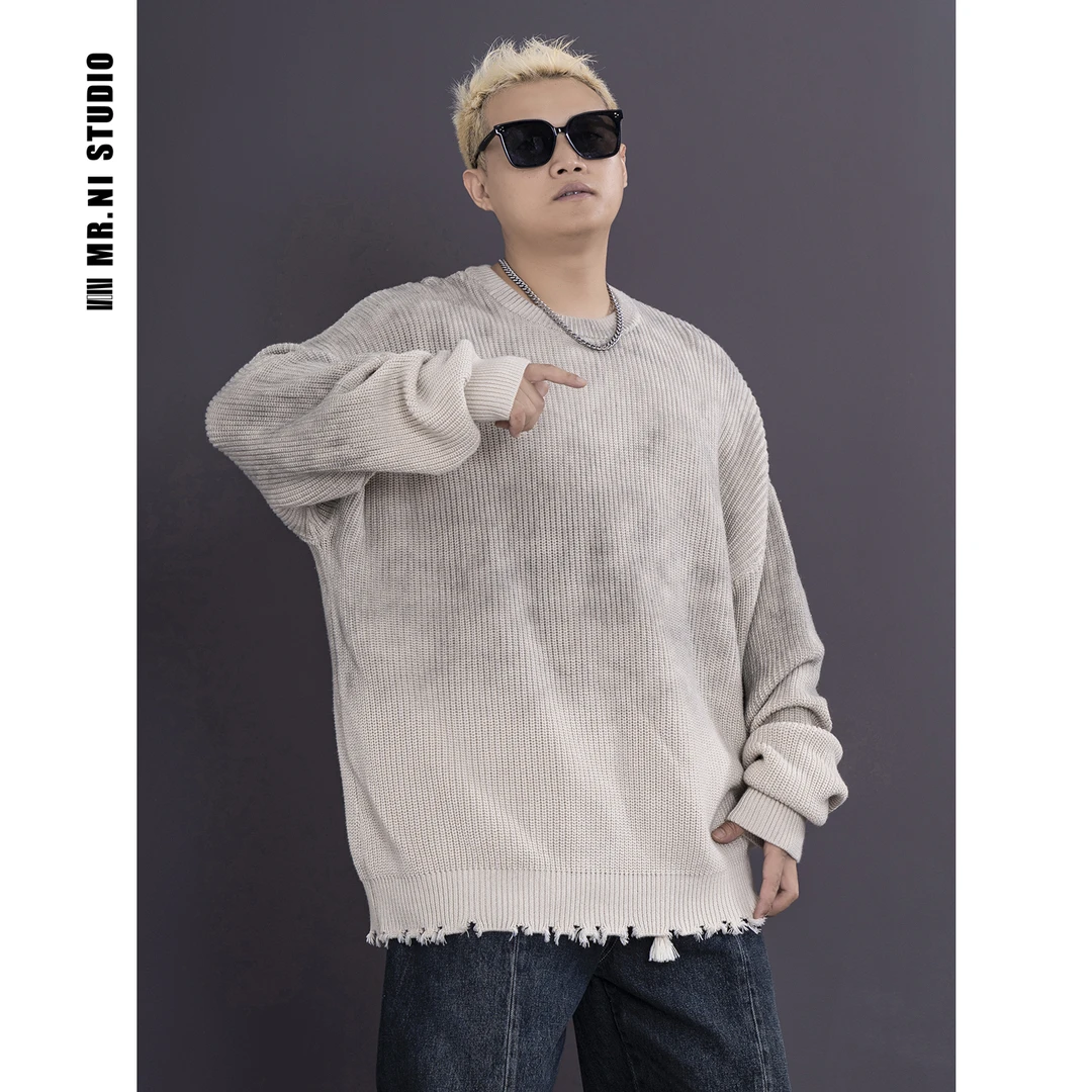 MR.NI/倪先生“慵懒入秋”废土风洗水做旧渐变散口边磨破宽松毛衣