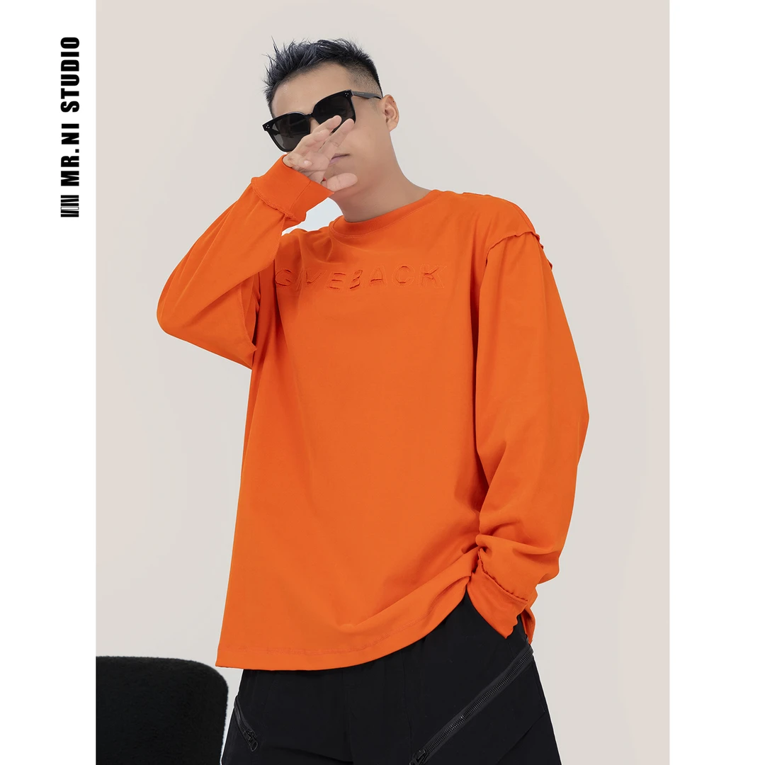 MR.NI/倪先生秋季男士户外休闲宽松破洞圆领潮流情侣长袖卫衣T恤