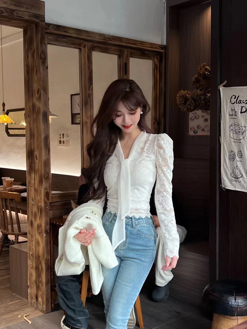 《薄纱浪漫》法式蝴蝶结绑带蕾丝上衣 （衣长49）（#8330）