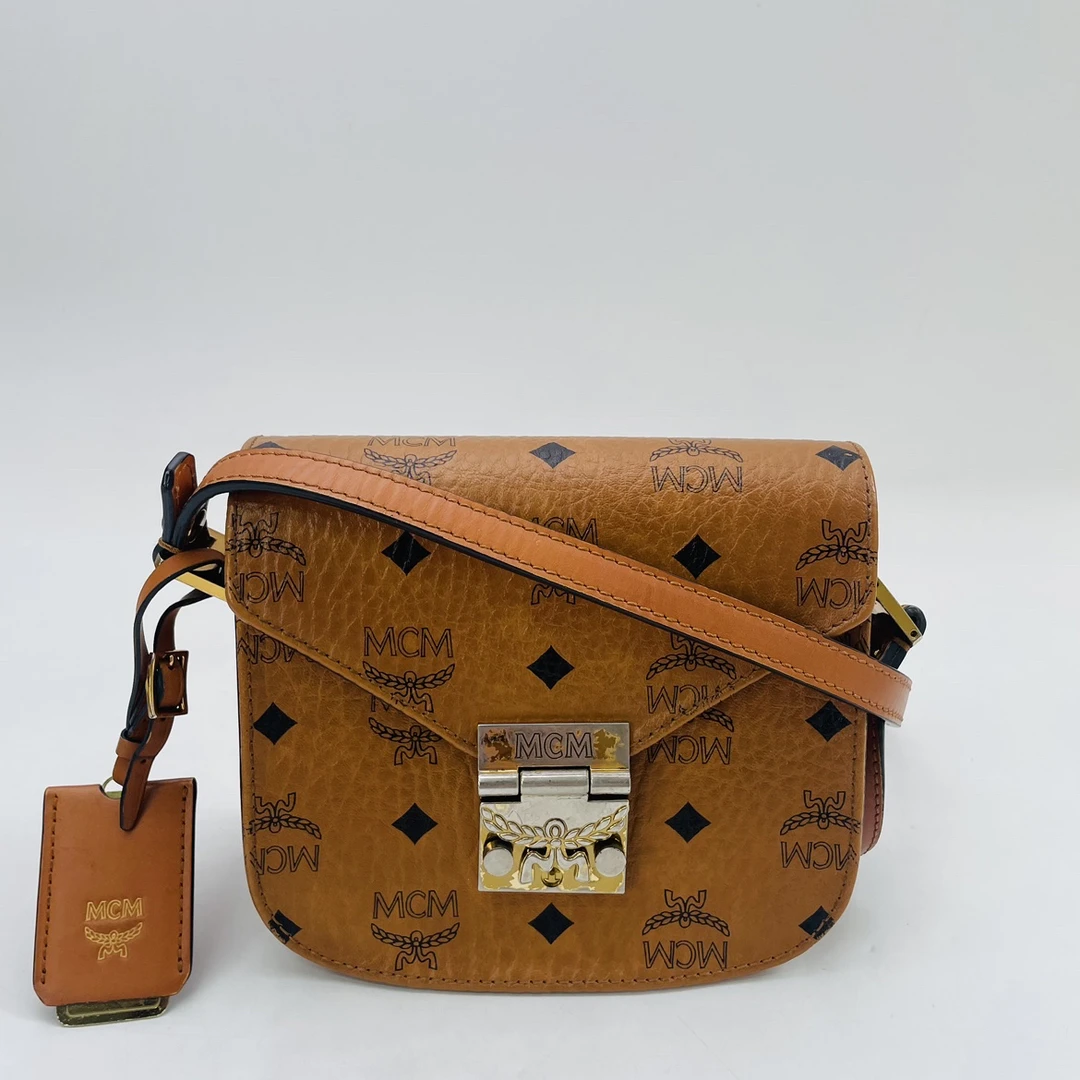 95新 MCM 27630 斜挎
