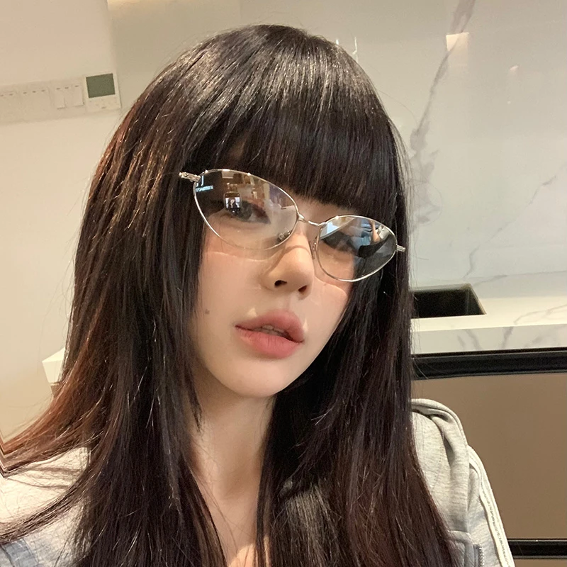 2024新款港风潮流太阳镜女时尚显脸小高级感防紫外线墨镜老钱风潮