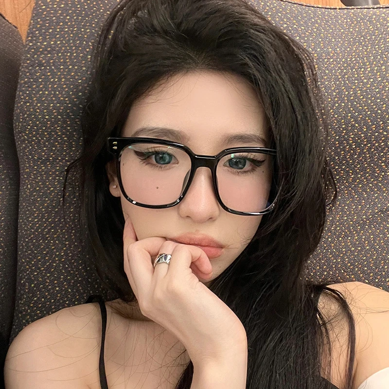 纯欲韩版素颜神器平光镜女复古黑框方圆脸显瘦超轻近视眼镜框网红