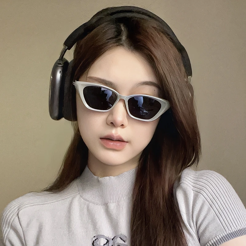 韩版方形灰色圆脸墨镜女潮GM个性遮阳辣妹显脸小防紫外线太阳镜男