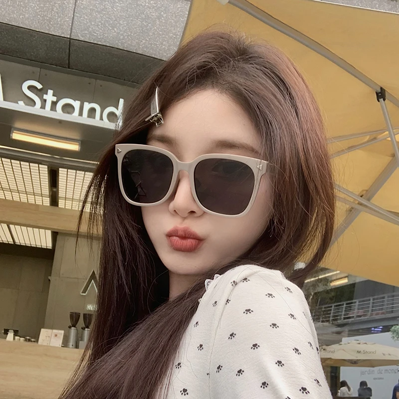 网红时尚潮流偏光太阳镜女士显脸小个性夏季高级感防紫外线ins潮
