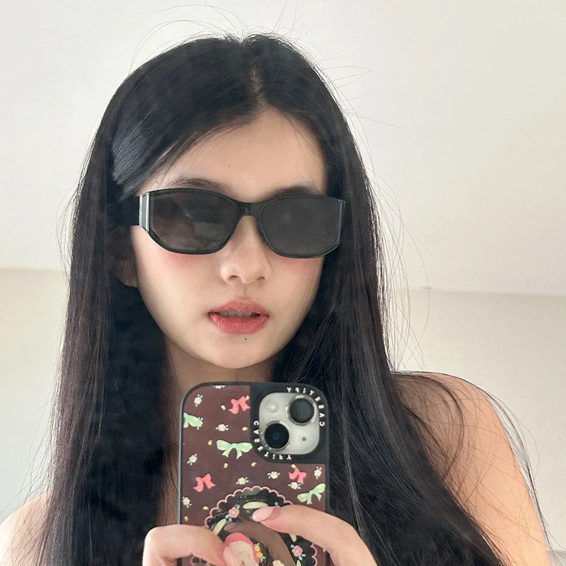 韩版潮流眼镜个性曲面墨镜女显脸小气质凹造型街拍时尚欧美太阳镜