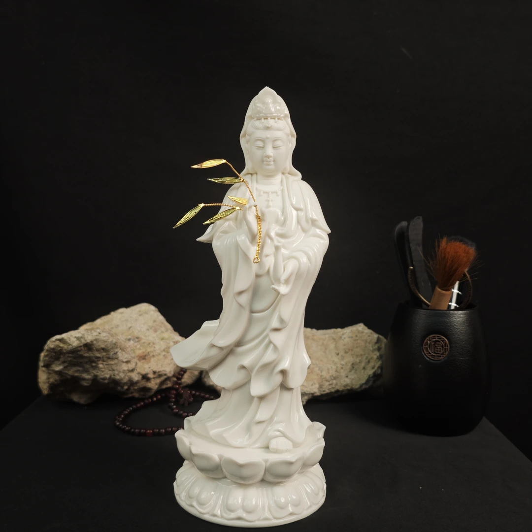 白瓷带莲三圣茶台玄关架子摆件