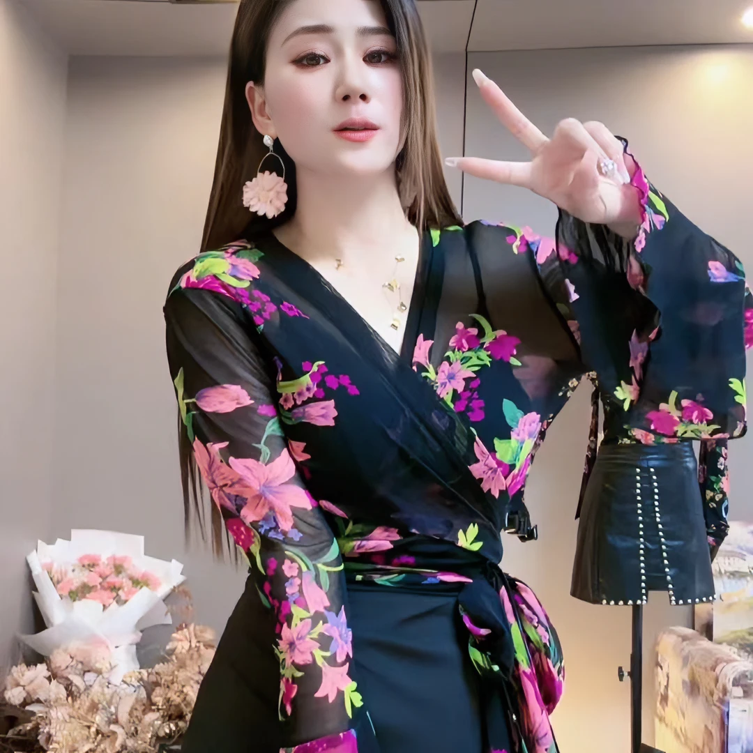 8230花色女士春季修身长袖网红打底衬衫时尚印花衬衣气质百搭洋