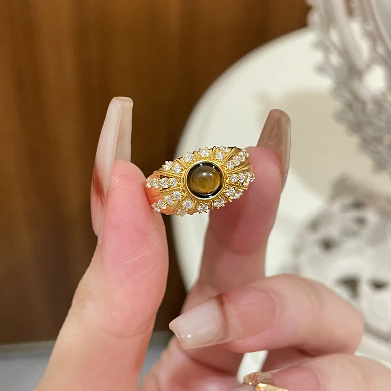 瑞诺黄金虎眼戒指女足金999拉丝莫桑钻金戒指纪念生日礼物送女友