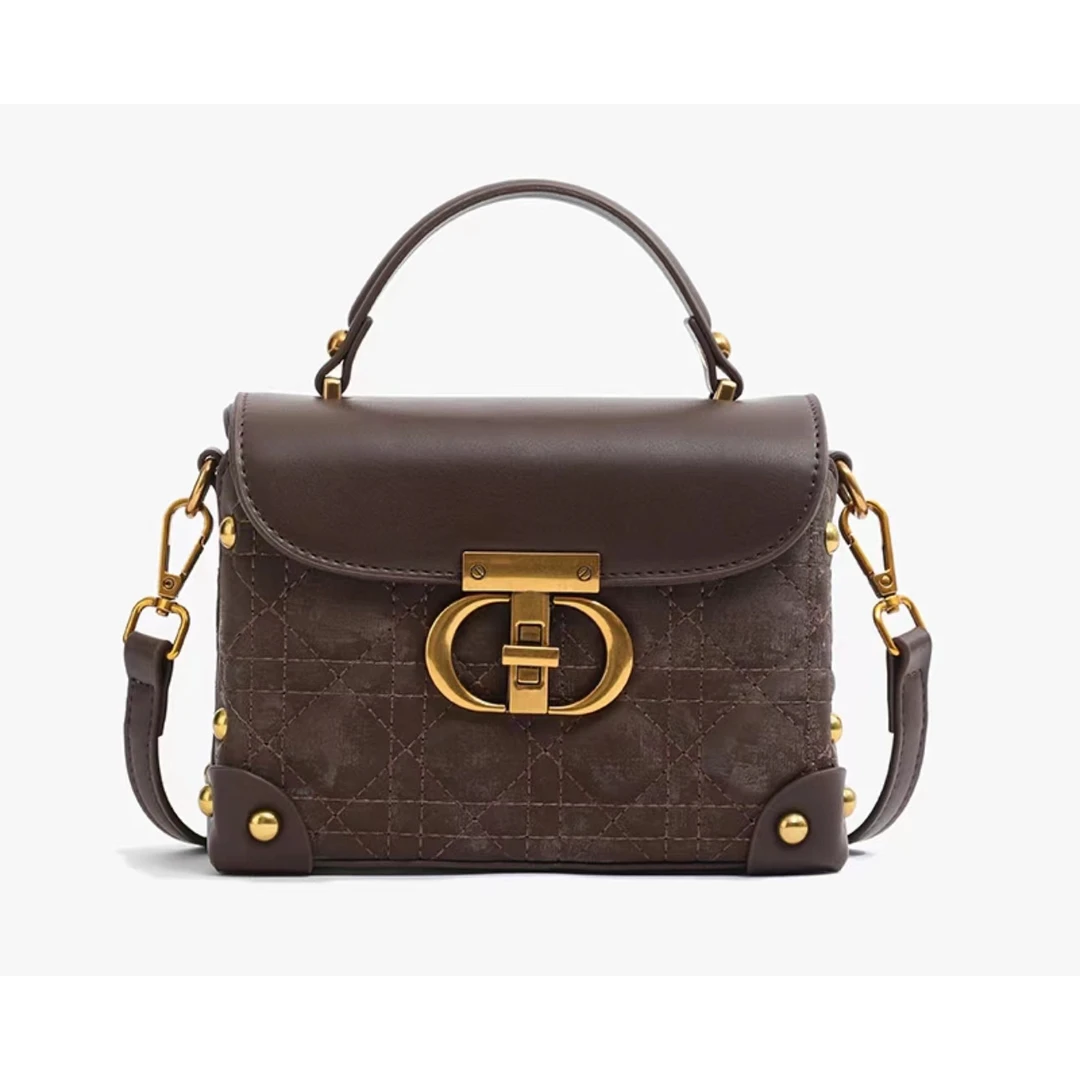 马衔扣女士小众印花秋冬盒子包焦糖色单肩斜挎包H008