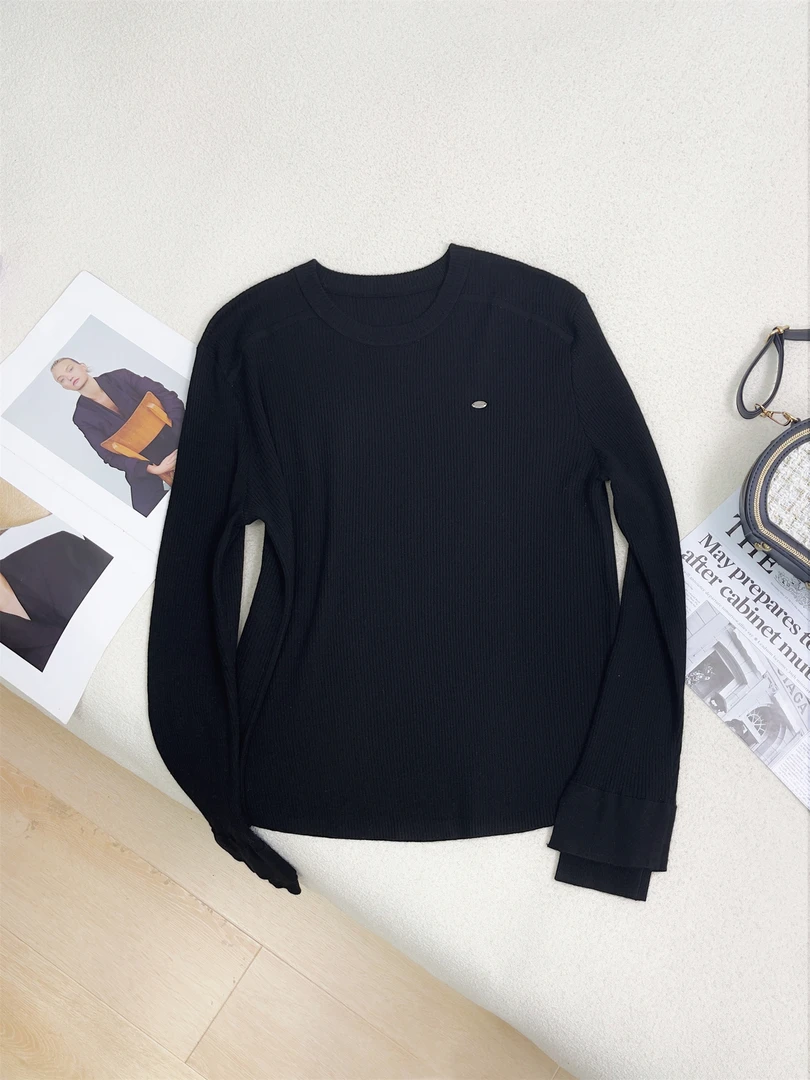 【女王洛克】新款洋气百搭绵羊毛针织衫简约显瘦毛衣秋冬款LK81027