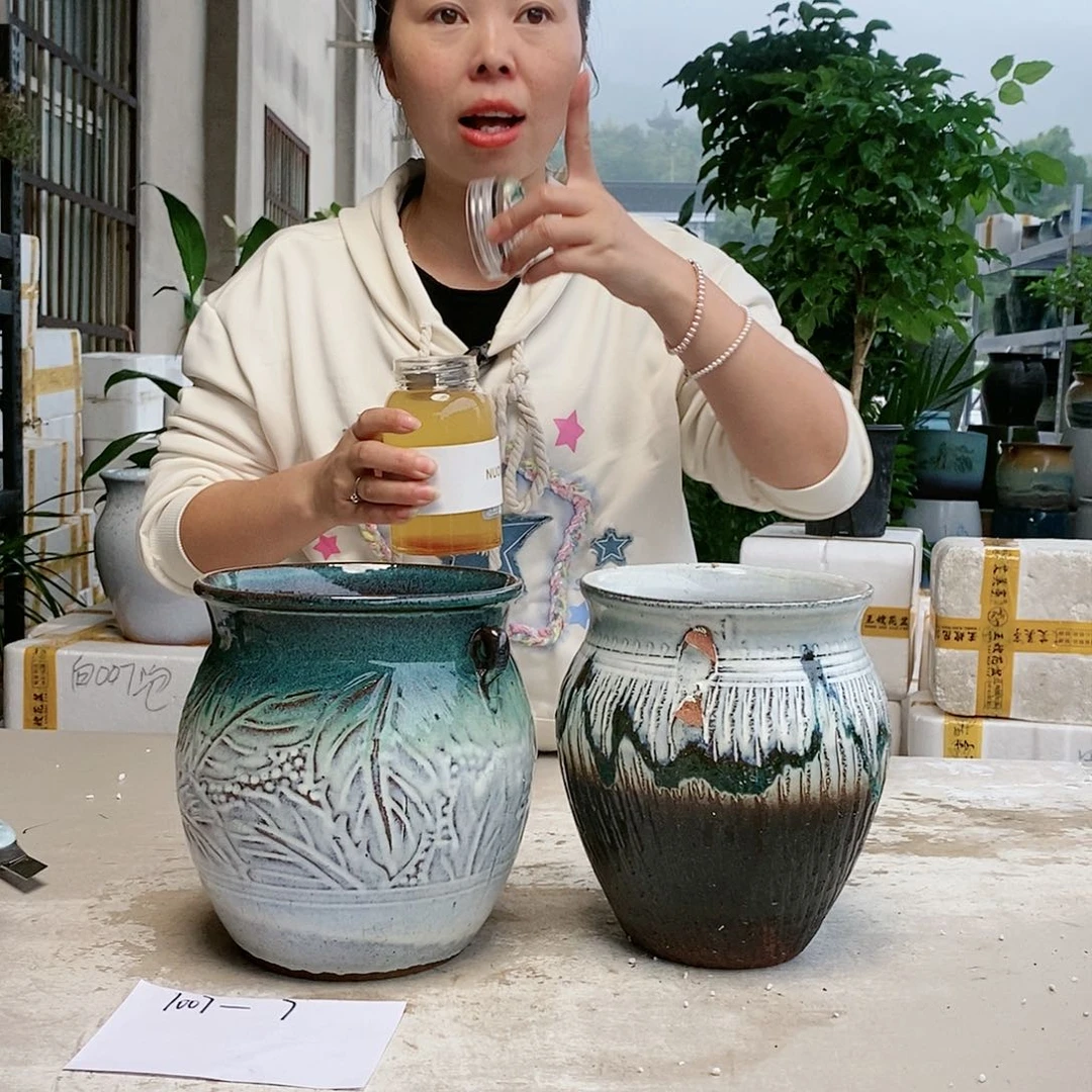 红陶20CM以下王嫂花盆1007-07瑕疵