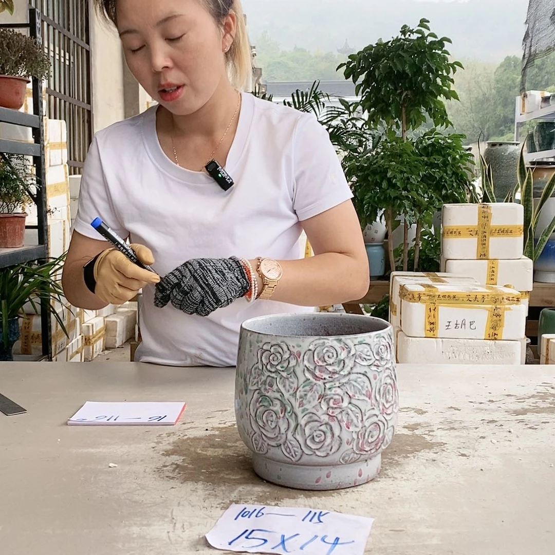 红陶20CM以下王嫂花盆1016-115