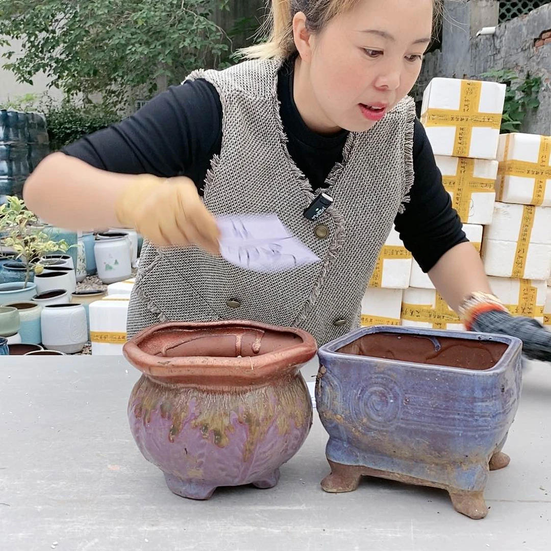 红陶20CM以下王嫂花盆1019-32瑕疵
