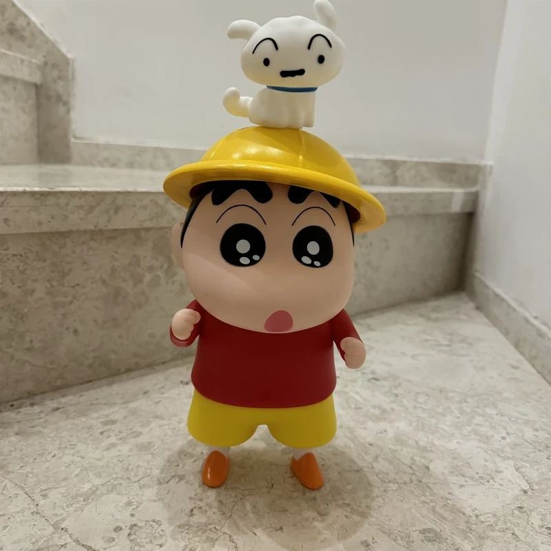 23cm中号红衣小新 可爱类型礼物家居手办玩具桌面摆件