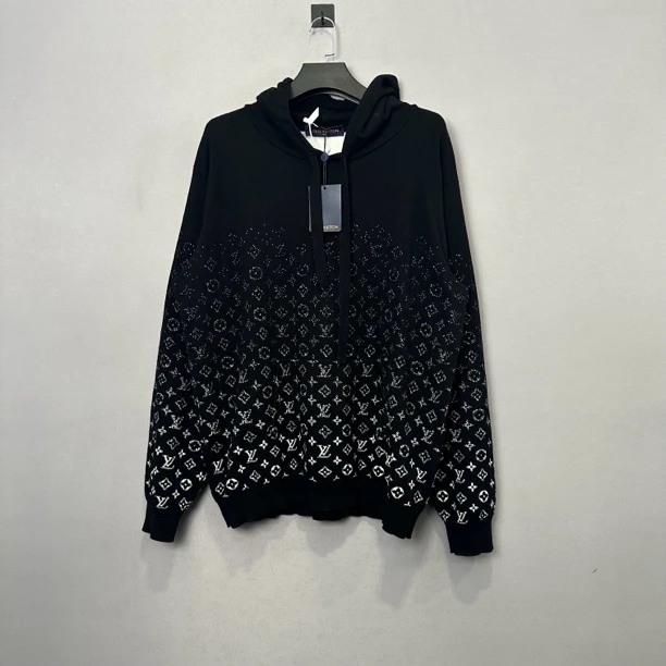 Louis Vuitton/Lv黑色渐变老花满印帽衫/4L码/准新带吊/公价12500