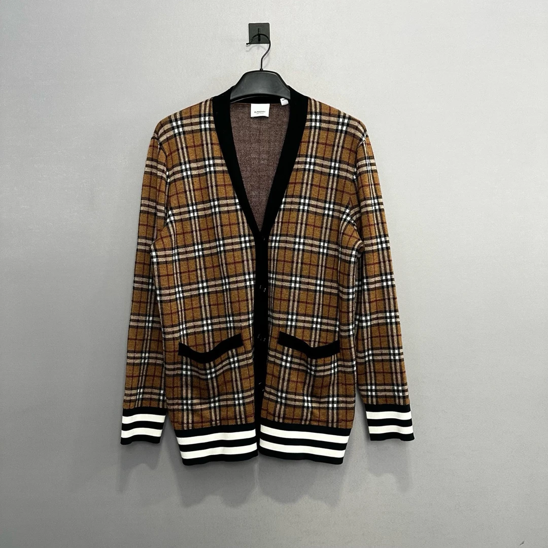 Burberry/博柏利经典格纹羊毛休闲开衫/M码/98新/公价8500