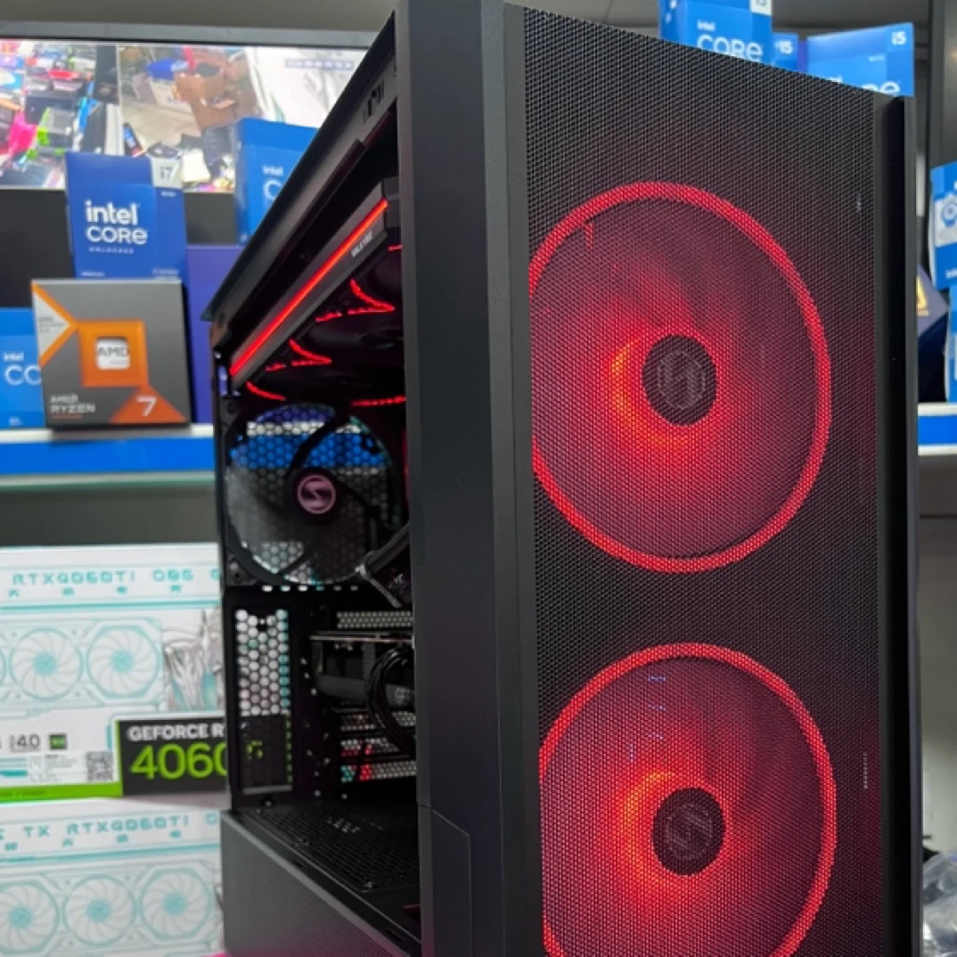 联力L216大平层主机