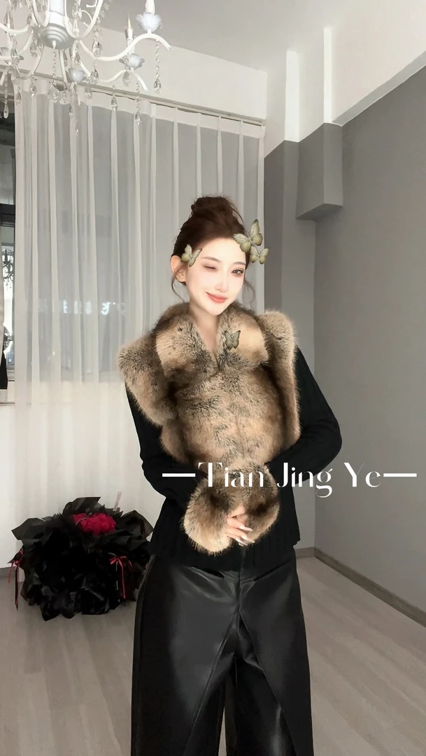 【田景野】2025新款保暖环保毛毛拼接显瘦修身拉链针织衫