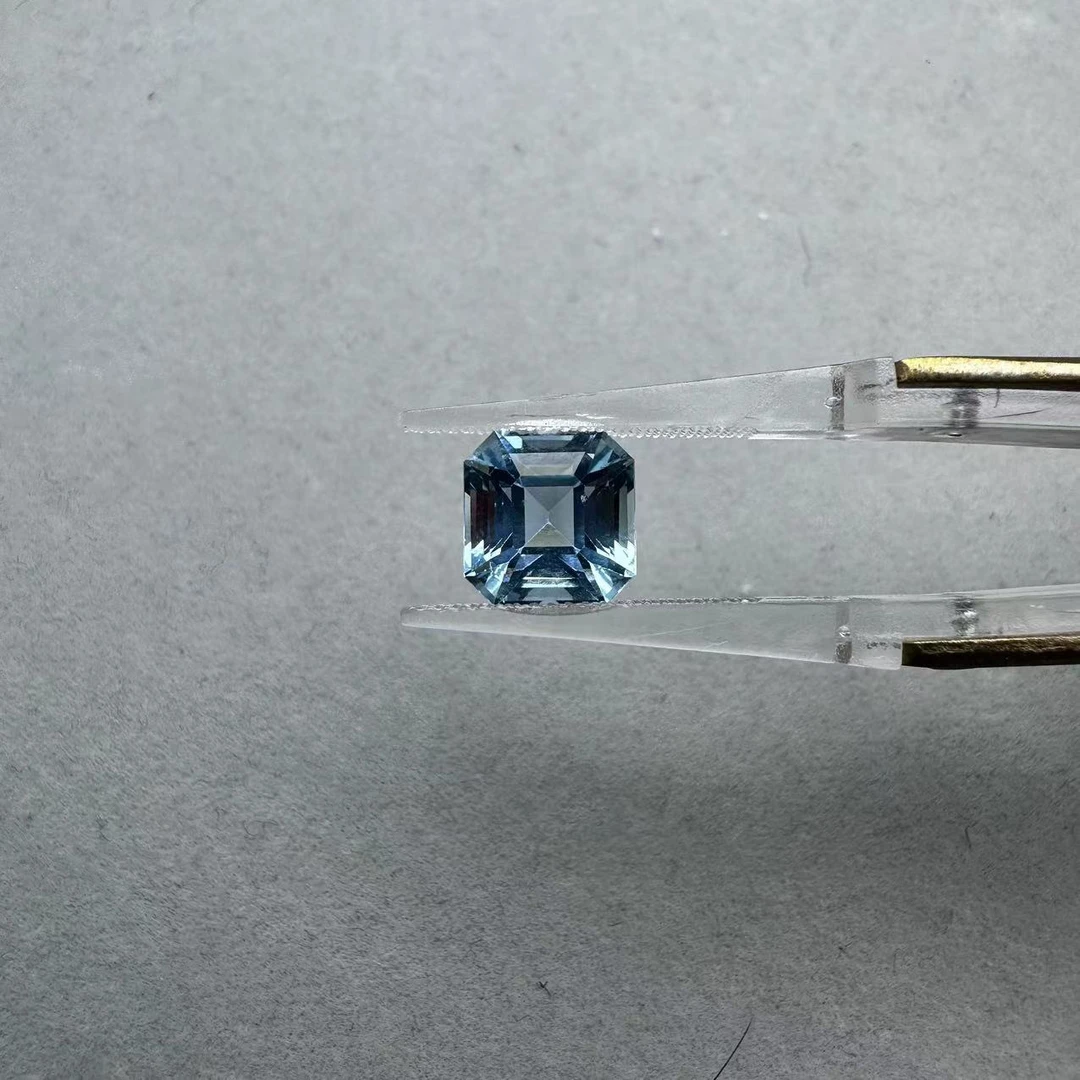 EM1110-02/天然海蓝宝裸石(圣玛利亚)/八角形/3.29ct