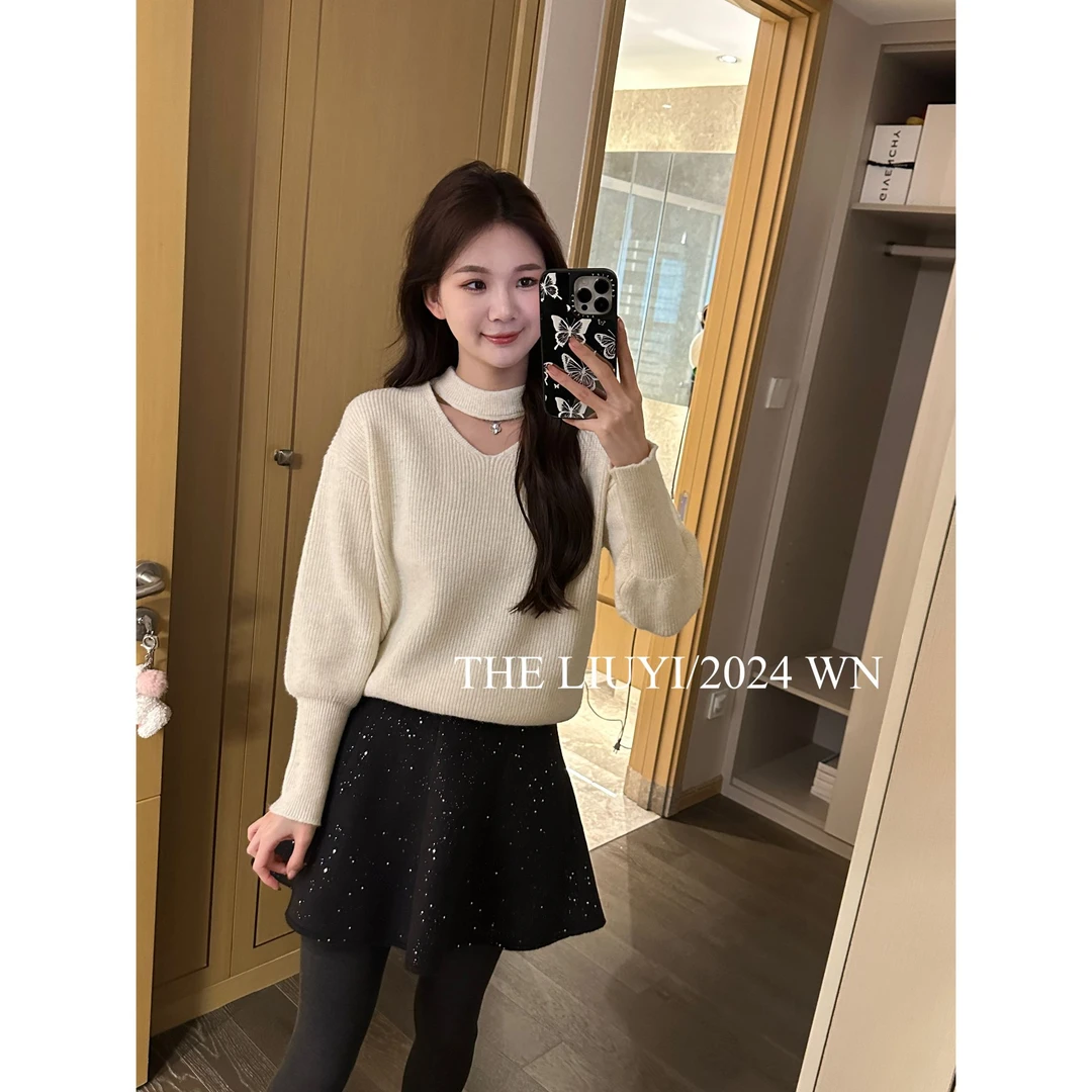 【LIUYI】万人迷~冬季设计感镂空挂脖显瘦毛衣411284