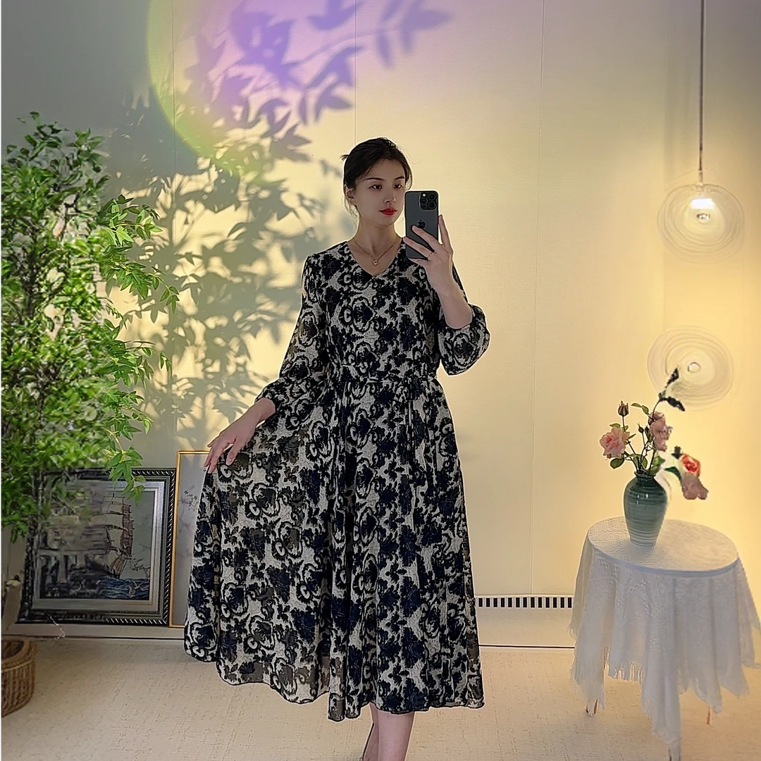 【典雅欧花】360度裙摆新款长袖V领收腰长款连衣裙显瘦显高气质端庄