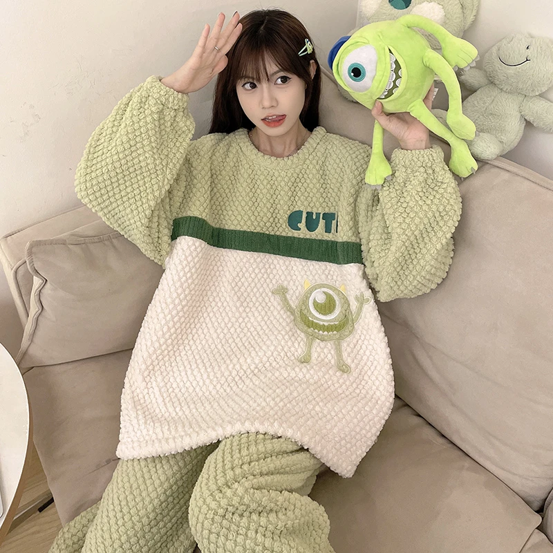 珊瑚绒睡衣女秋冬新款法兰绒加绒加厚宽松家居服慵懒风可爱大眼仔