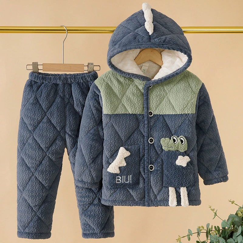 冬季男童法兰绒睡衣加厚款三层夹棉小孩宝宝珊瑚绒带帽家居服套装