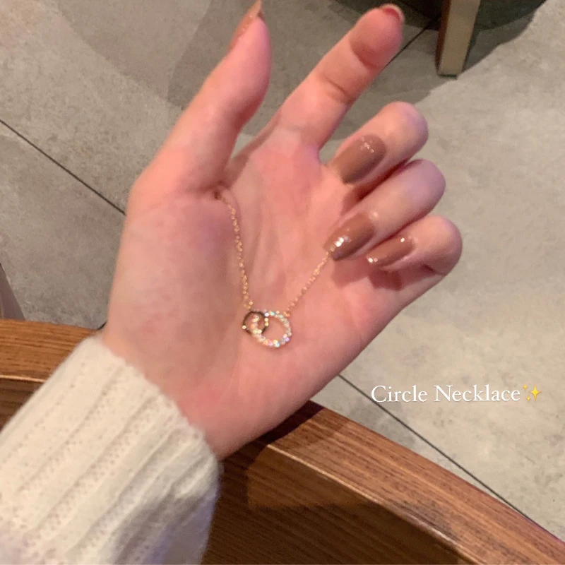 网红爆款几何形钛钢项链女小众轻奢百搭锁骨链韩版简约个性项饰品