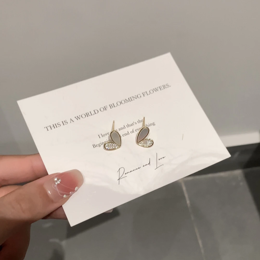 铜合金耳饰 AL5767 新款时尚桃心感风小巧爱心耳钉