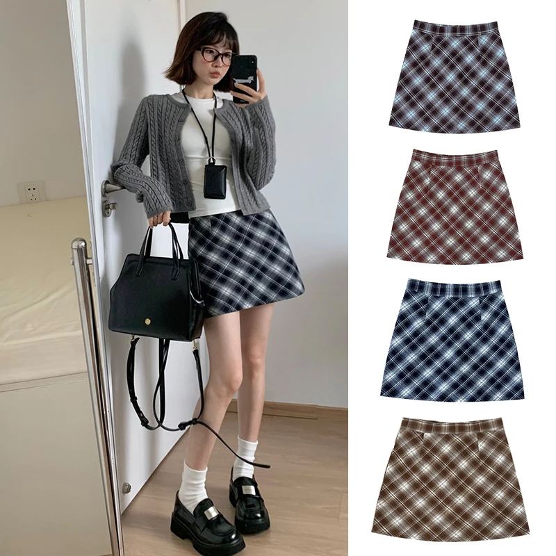 防走光格子半身裙女秋季2025新款小个子高腰A字短裙修身包臀裙