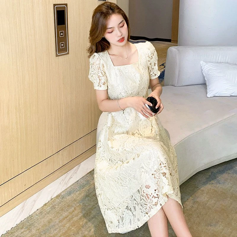 2024大码女装夏季新款胖复古赫本风设计感遮肉显瘦减龄连衣裙女