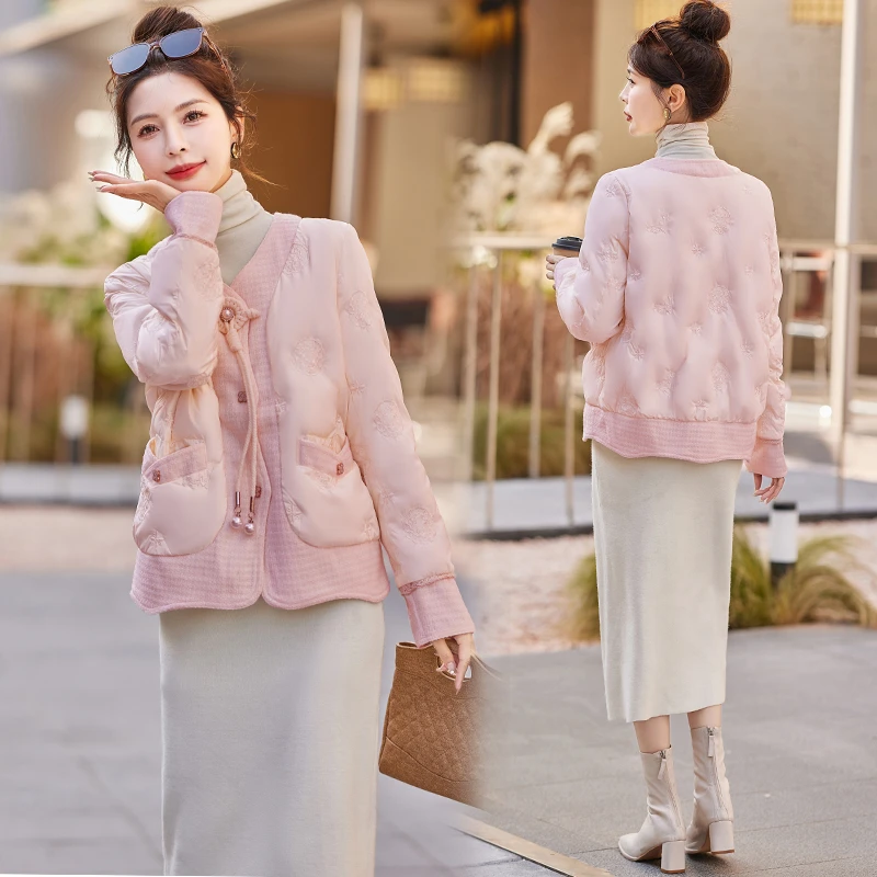 新中式国风压花羽绒服女2024冬季新款粉色拼接白鸭绒保暖短款外套