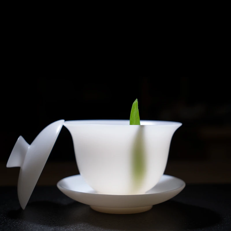 譕白五万泥冰种白瓷高货三才手工盖碗不吃茶渍易清洗陶瓷盖碗