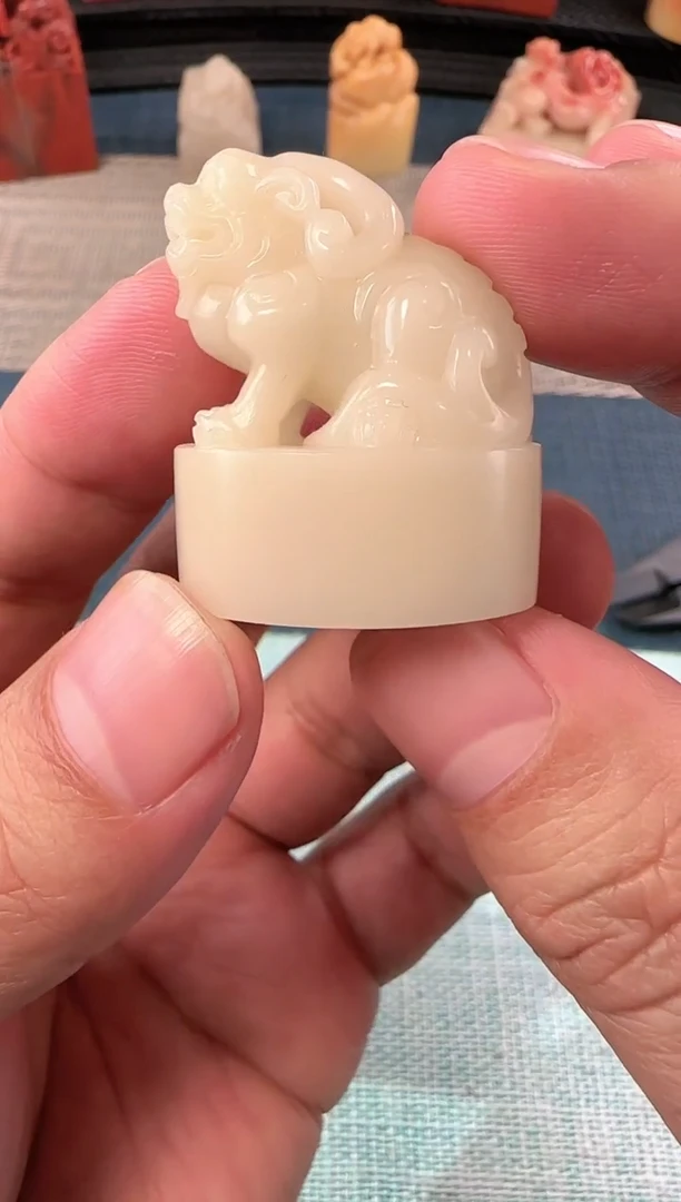 【闪购商品】寿山石石雕/猪油白/ys01816