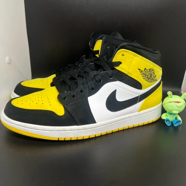 二手43码 Nike aj1 皮卡丘 高帮板鞋 假一赔四