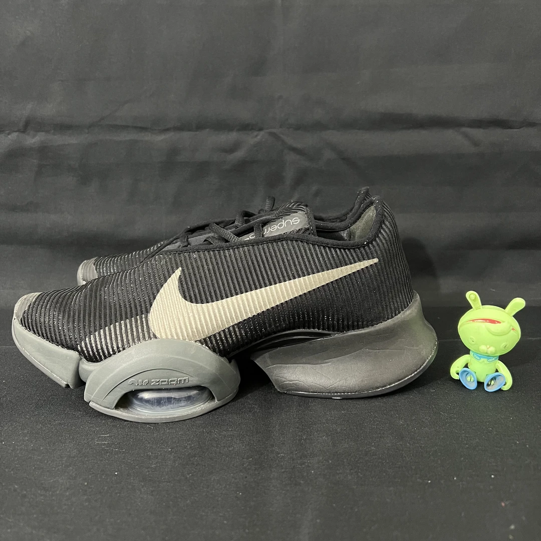 40码 Nike superrep Air Zoom2 黑灰配色 低帮训练鞋 假一赔四