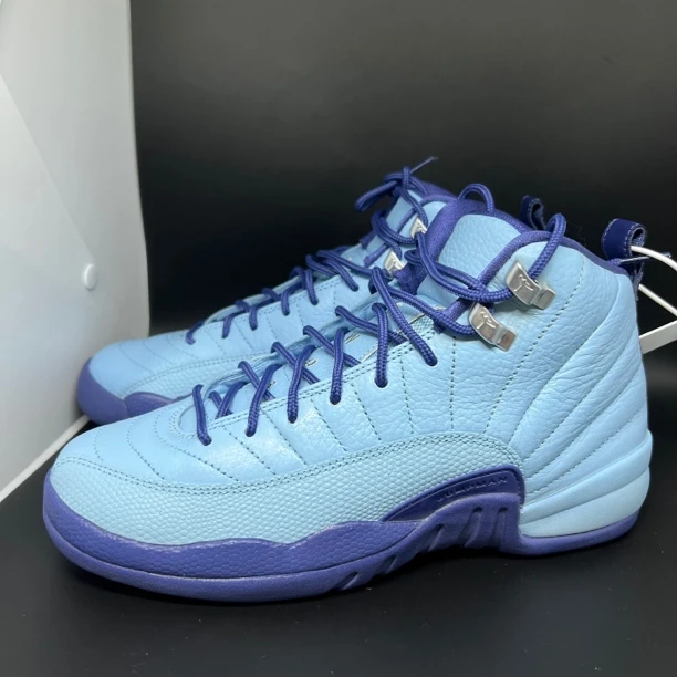 40码（偏小）/95新特价/aj12 香芋紫 复古篮球鞋 内长250
